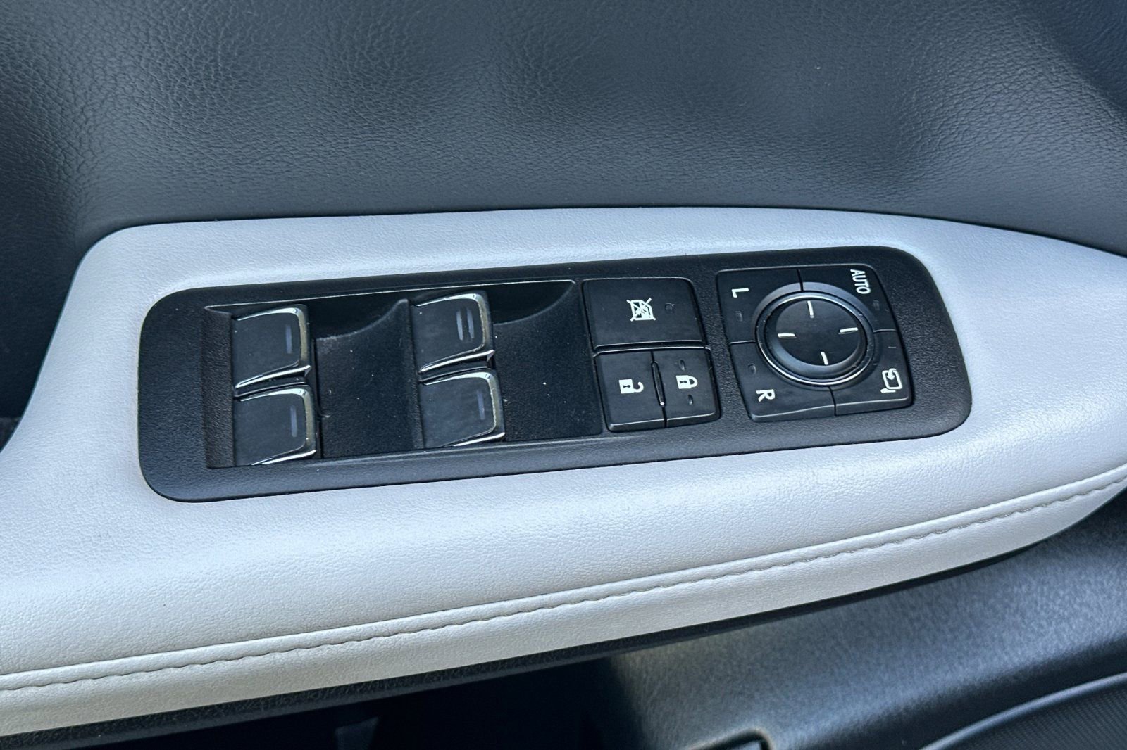 Used 2021 Lexus RX 350 FWD w/ Premium Package image 12