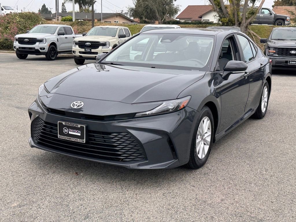 Used 2025 Toyota Camry LE FWD image 7