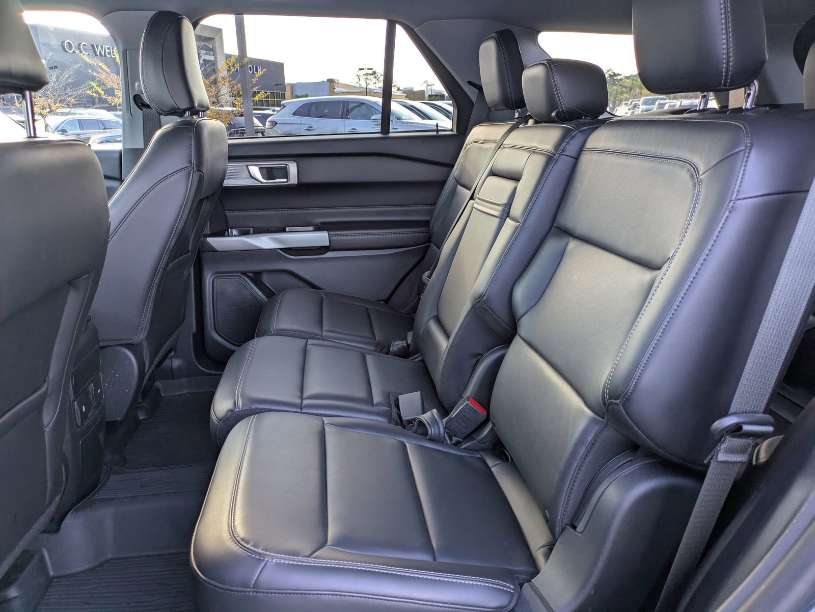 Certified 2023 Ford Explorer XLT w/ Equipment Group 202A image 15