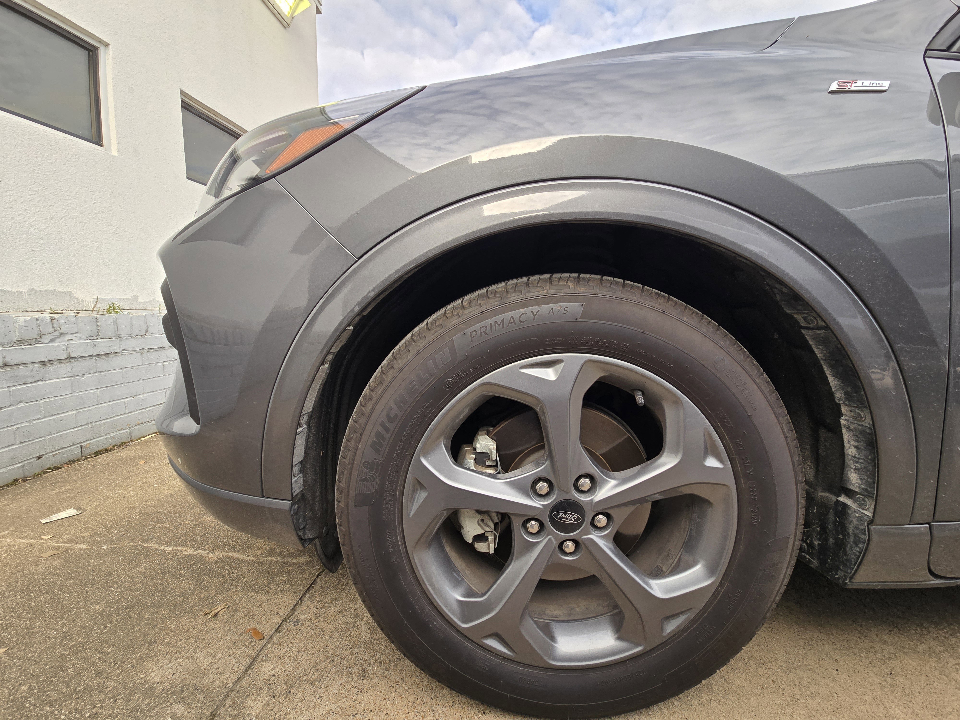 Certified 2023 Ford Escape ST-Line w/ Tech Pack #1 FWD image 8