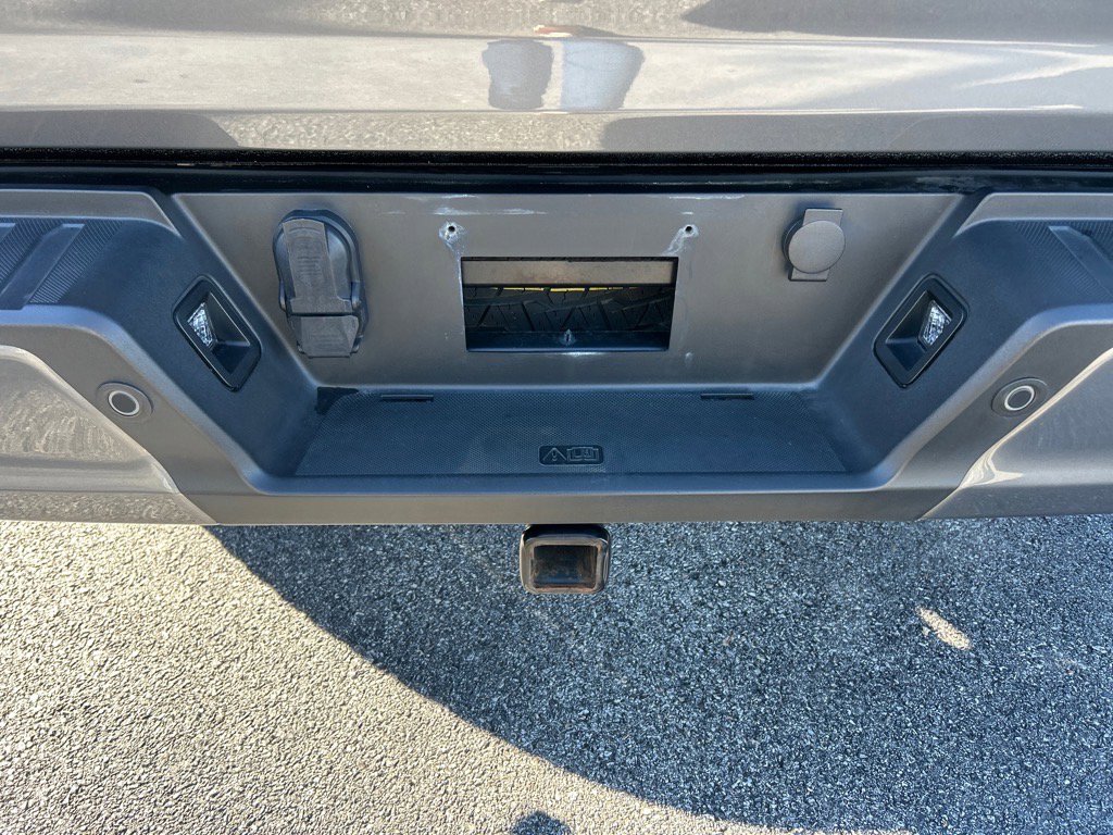 Certified 2022 Ford F150 XLT w/ Equipment Group 302A High image 14