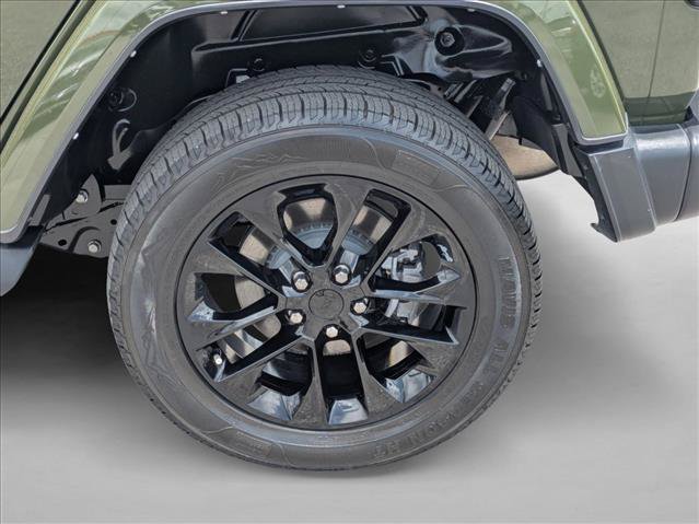Used 2021 Jeep Wrangler Unlimited Sahara w/ Safety Group AWD/4WD image 24