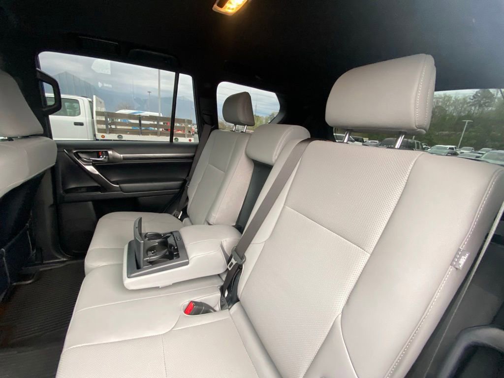 Used 2023 Lexus GX 460 w/ Black Line Special Edition image 24