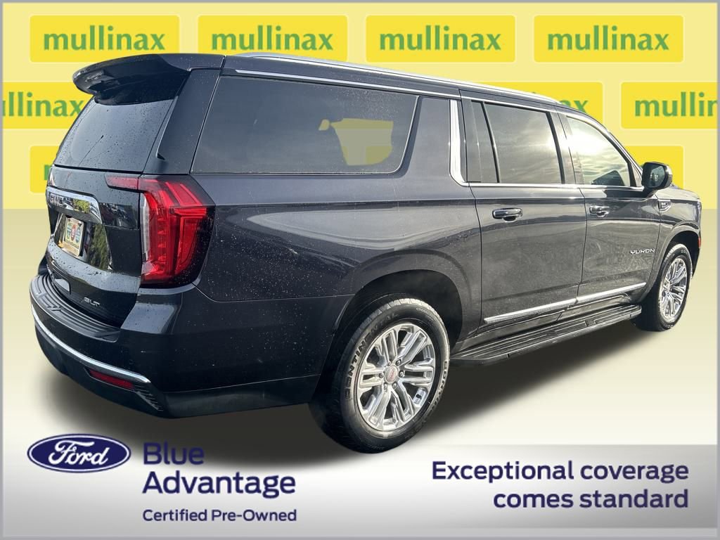Used 2023 GMC Yukon XL SLT image 3