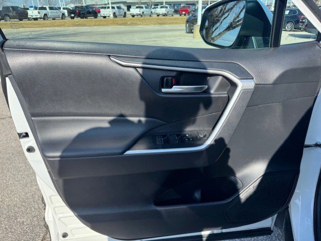 Used 2023 Toyota RAV4 XLE image 11