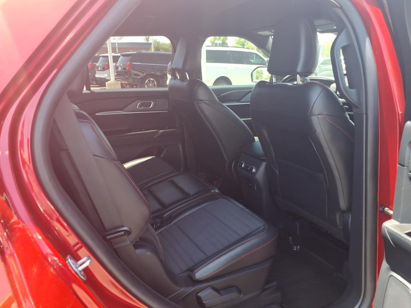 Certified 2025 Ford Explorer ST-Line RWD image 13