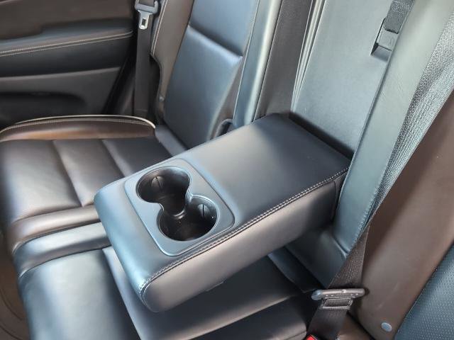 Used 2017 Jeep Grand Cherokee Overland image 16