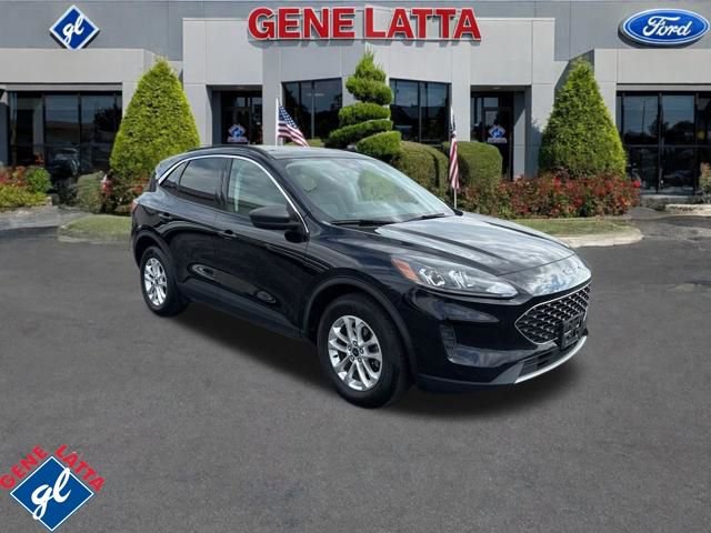 Certified 2022 Ford Escape SE w/ Cold Weather Package