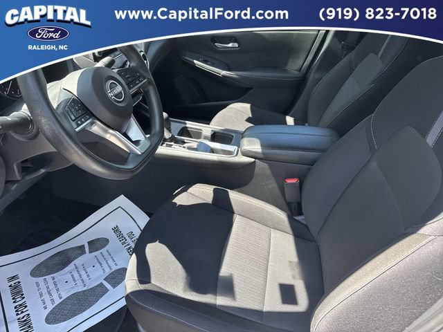 Used 2025 Nissan Sentra SV FWD image 19