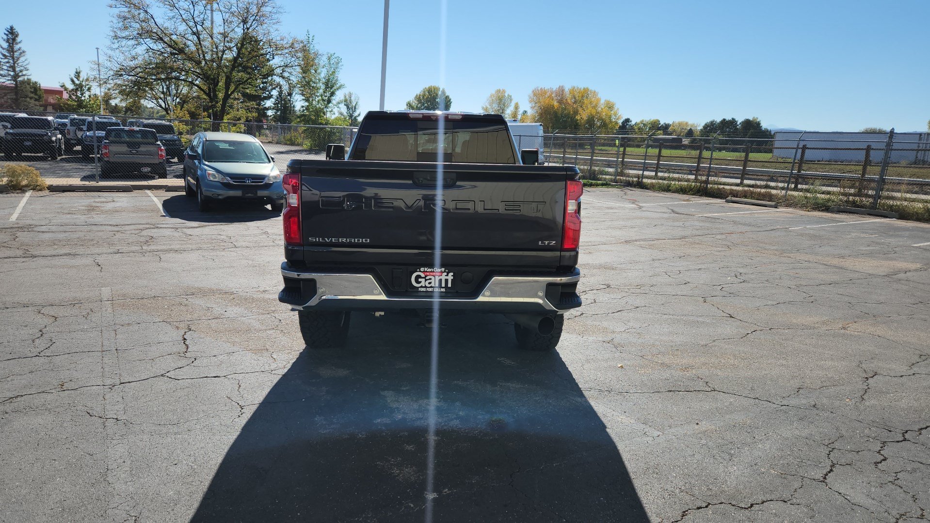 Used 2024 Chevrolet Silverado 2500 LTZ w/ LTZ Convenience Package AWD/4WD image 9