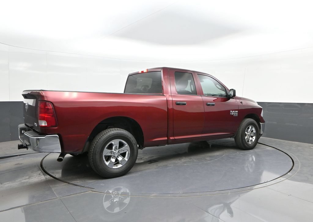 Used 2024 RAM 1500 Classic SLT AWD/4WD image 13
