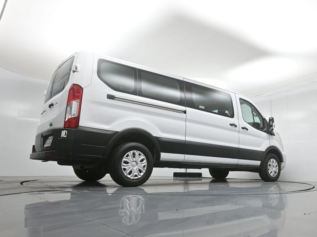 Certified 2022 Ford Transit 350 XLT RWD image 16