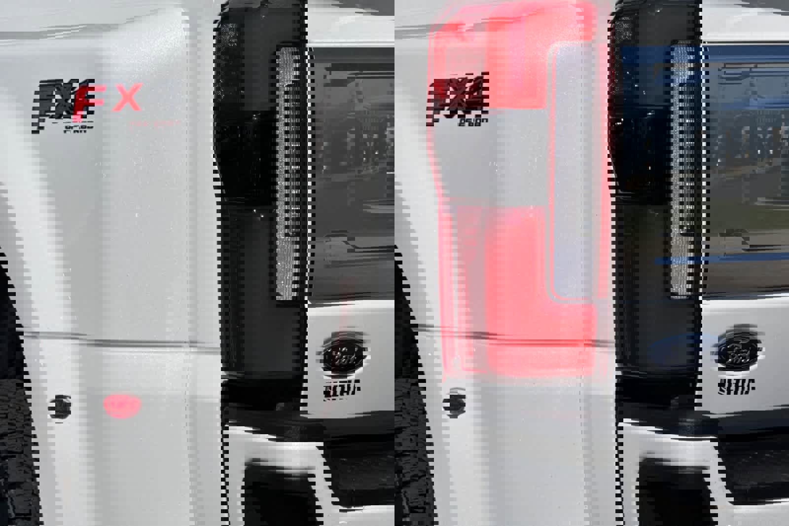 Certified 2023 Ford F350 Platinum image 27