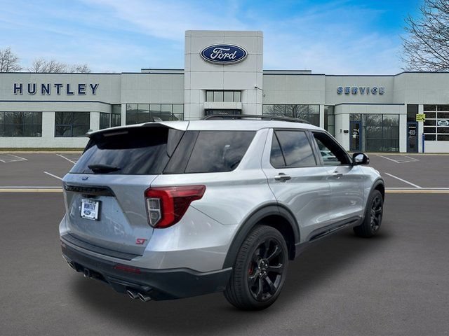 Certified 2023 Ford Explorer ST w/ Equipment Group 401A AWD/4WD image 4