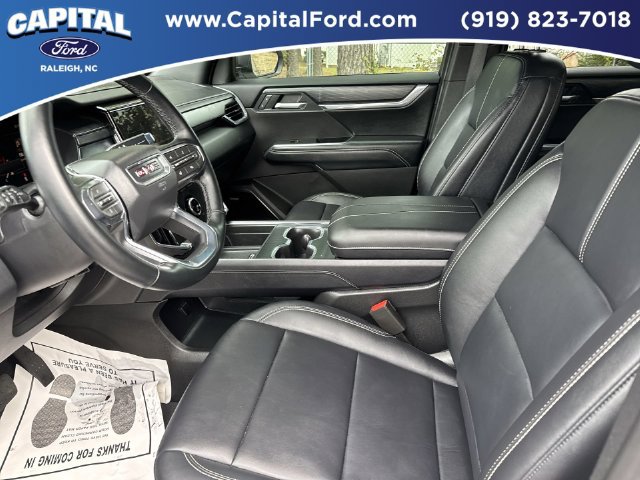 Used 2026 GMC Acadia Elevation w/ Elevation Premium Package FWD image 19