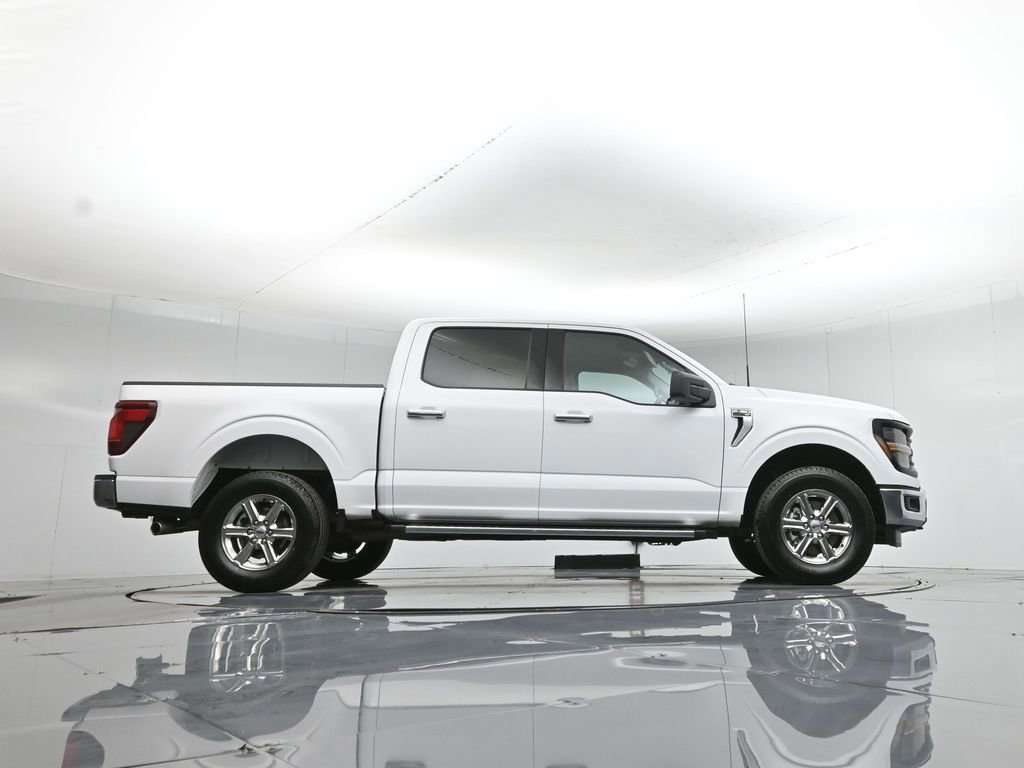 Certified 2025 Ford F150 XLT w/ Equipment Group 301A Standard image 9