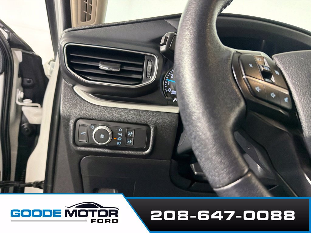 Certified 2020 Ford Explorer XLT w/ Equipment Group 202A AWD/4WD image 13