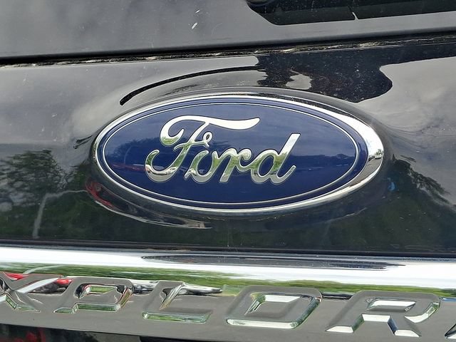 Certified 2017 Ford Explorer XLT w/ Equipment Group 202A AWD/4WD image 37