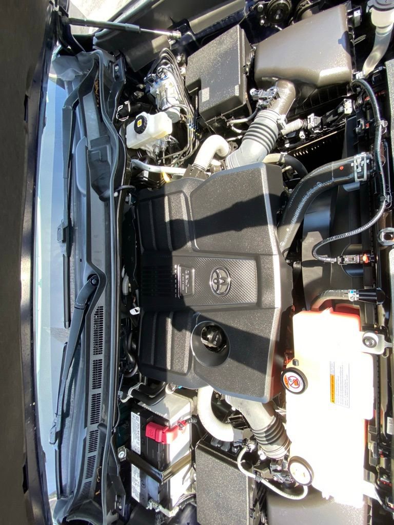 Used 2024 Toyota Tundra Limited w/ Power Package AWD/4WD image 30
