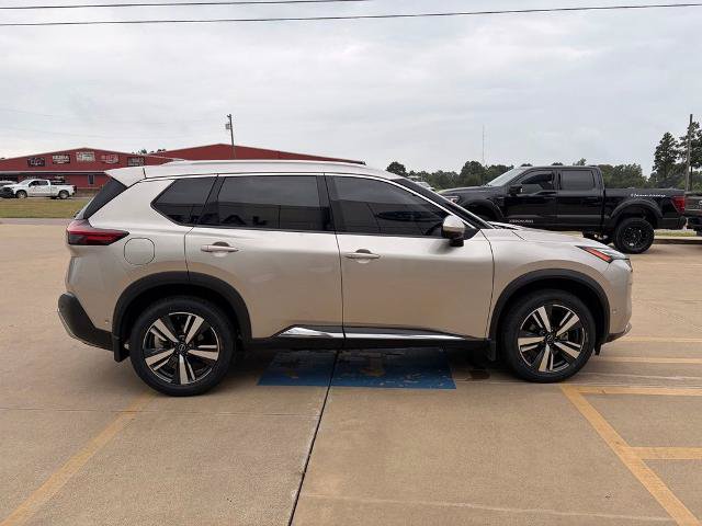 Used 2023 Nissan Rogue Platinum w/ Platinum Premium Package FWD image 5