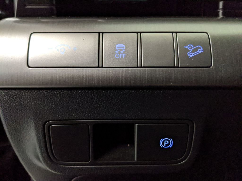 Used 2024 Hyundai Kona SEL image 20