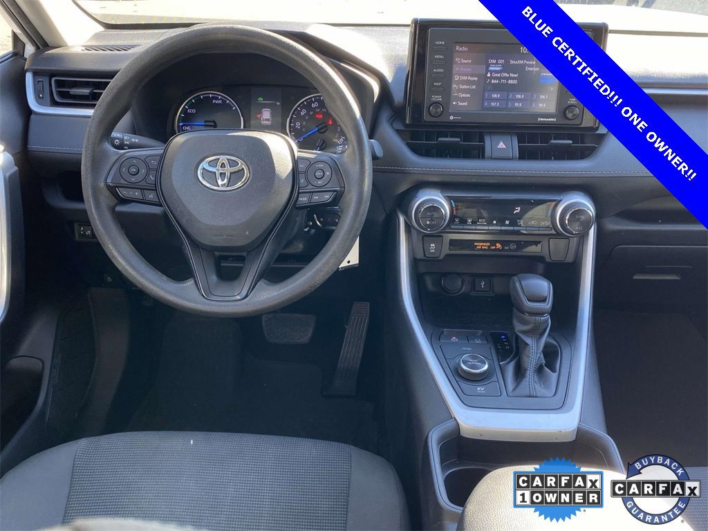 Used 2021 Toyota RAV4 LE image 10