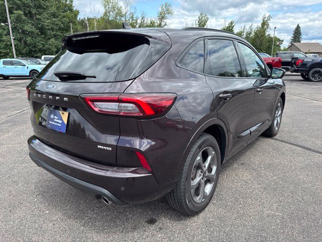 Certified 2023 Ford Escape ST-Line Select w/ Tech Pack #2 AWD/4WD image 9