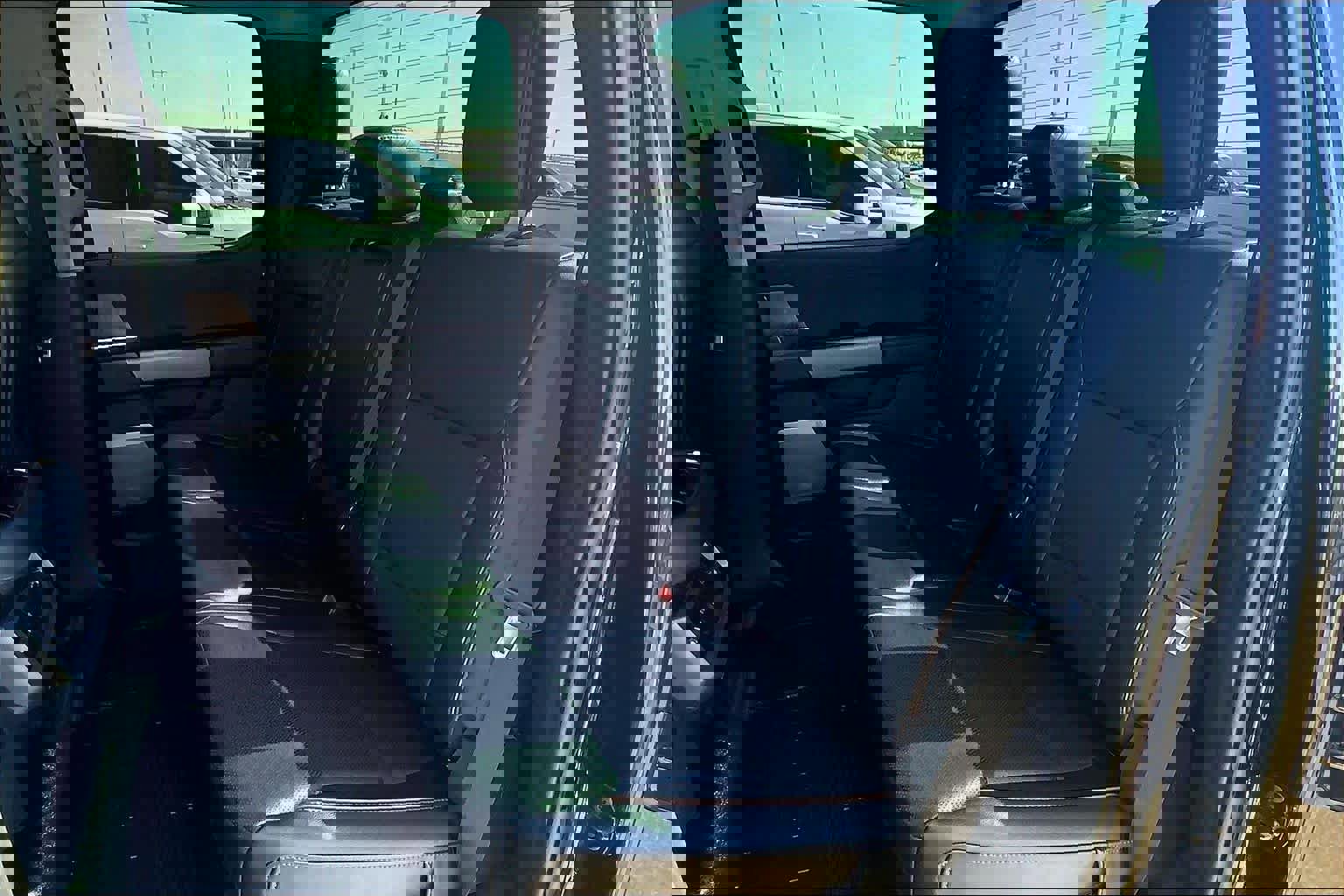 Certified 2025 Ford F450 Lariat w/ Chrome Package image 20