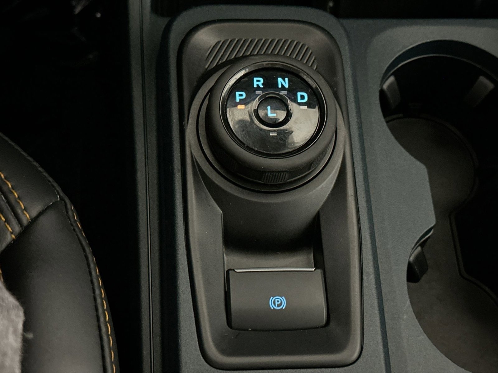 Certified 2024 Ford Maverick Tremor w/ Tremor Off-Road Package AWD/4WD image 29