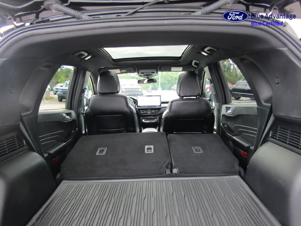 Certified 2024 Ford Escape ST-Line w/ Tech Pack #1 AWD/4WD image 14