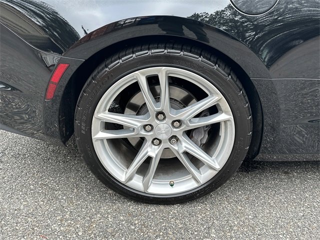 Used 2020 Chevrolet Camaro SS image 15