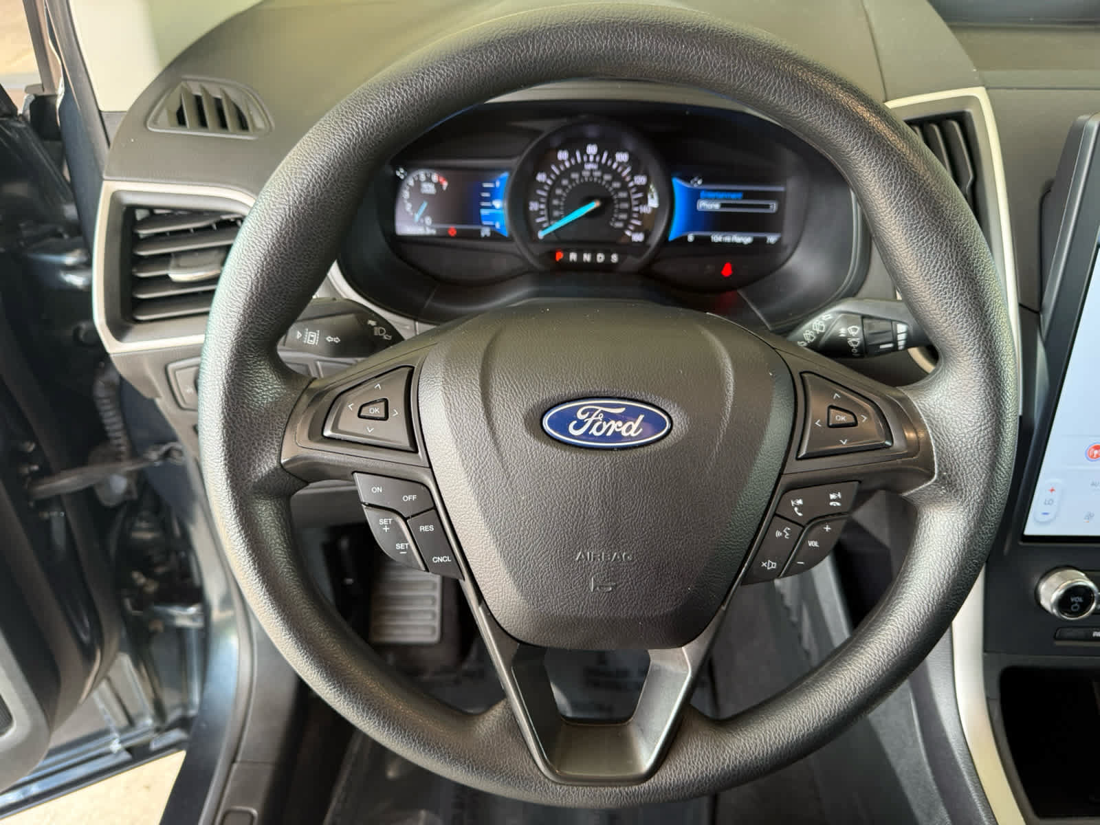 Certified 2023 Ford Edge SE w/ Black Appearance Package AWD/4WD image 2