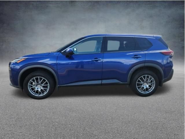 Used 2021 Nissan Rogue SV FWD image 6