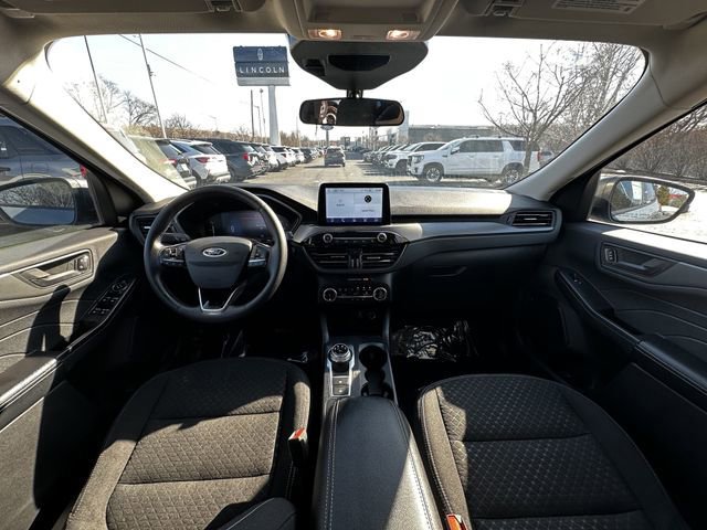 Certified 2024 Ford Escape Active image 17