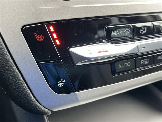 Certified 2022 Ford Explorer XLT w/ Equipment Group 202A image 35