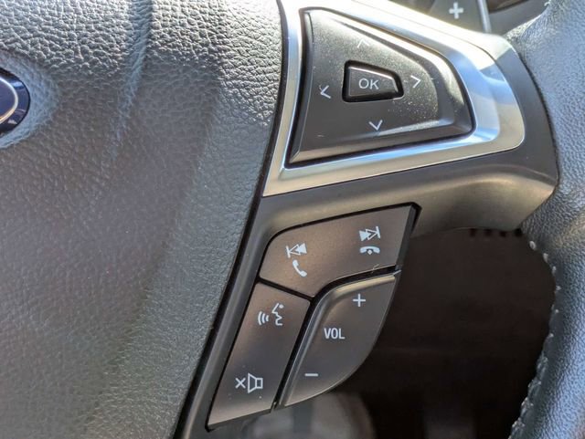 Certified 2017 Ford Edge SEL w/ Equipment Group 201A image 26