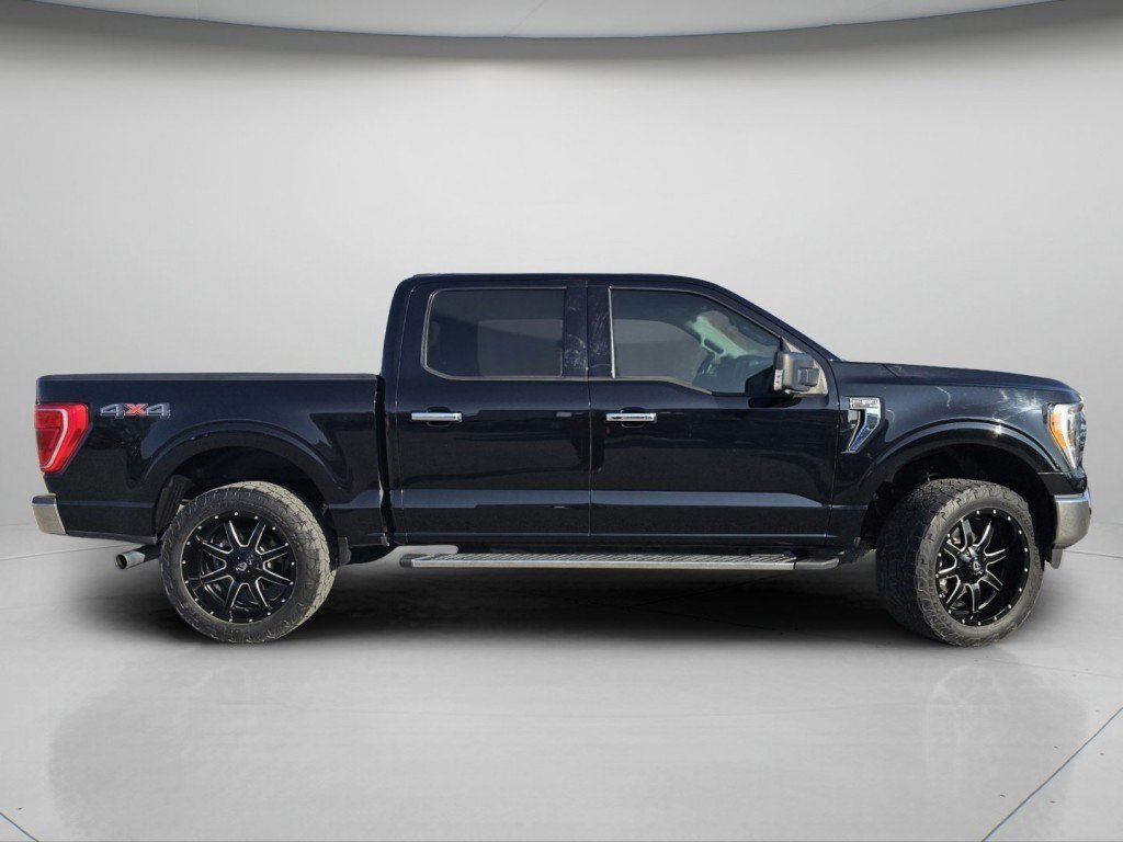 Certified 2021 Ford F150 XLT w/ Equipment Group 302A High image 25