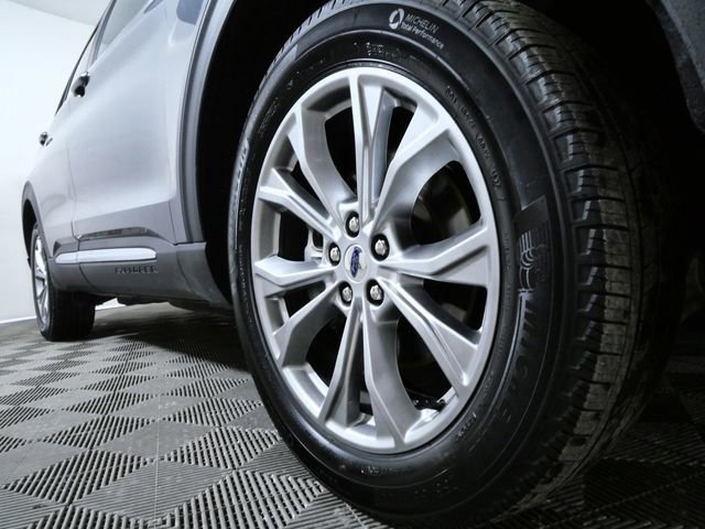 Certified 2023 Ford Explorer Limited w/ Limited Technology Package image 7