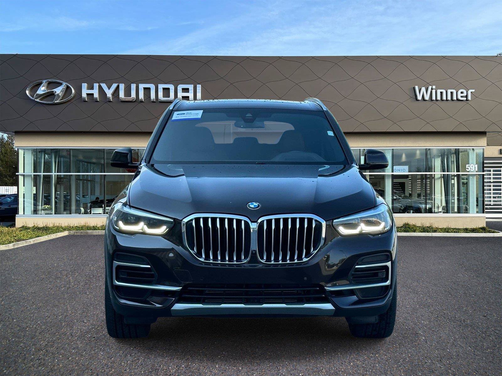Used 2023 BMW X5 xDrive40i w/ Premium Package AWD/4WD image 6
