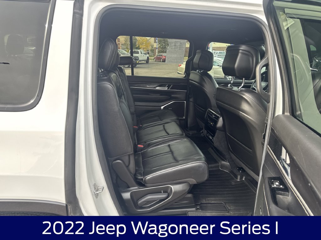 Used 2022 Jeep Wagoneer Series I AWD/4WD image 15