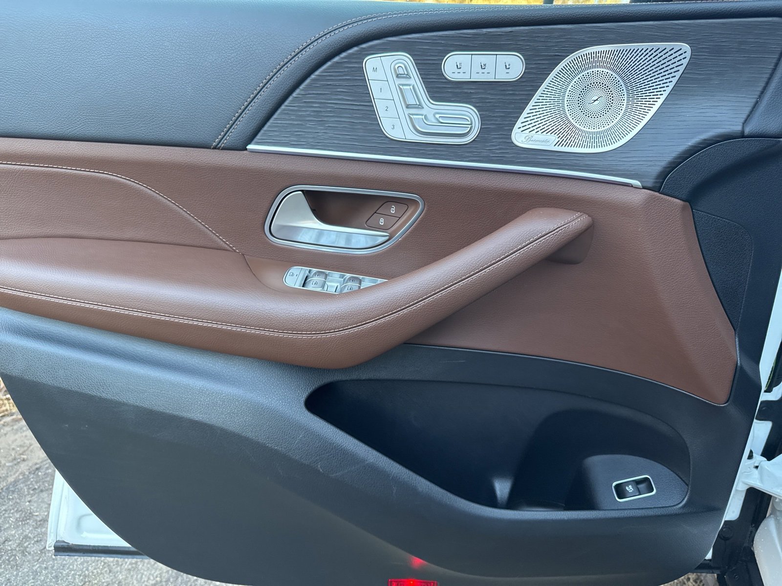 Used 2024 Mercedes-Benz GLE 350 4MATIC image 29