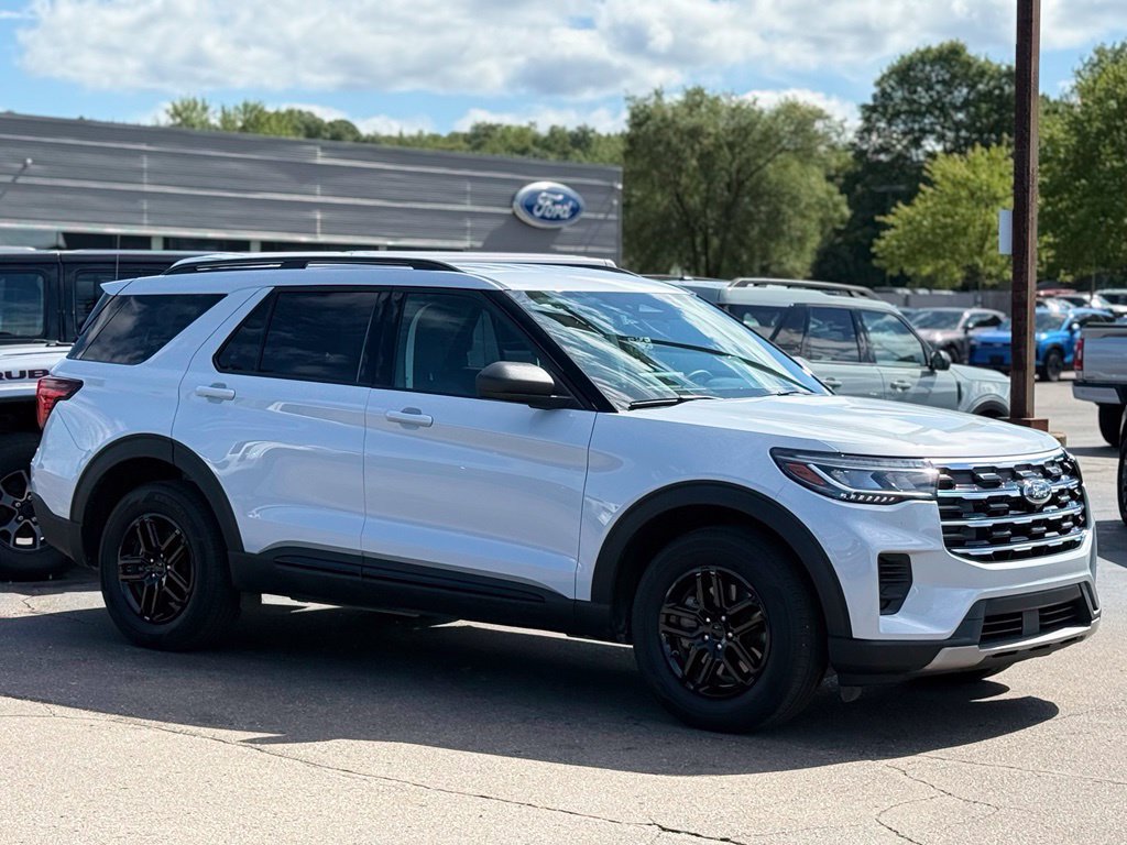 Certified 2026 Ford Explorer Active AWD/4WD image 28