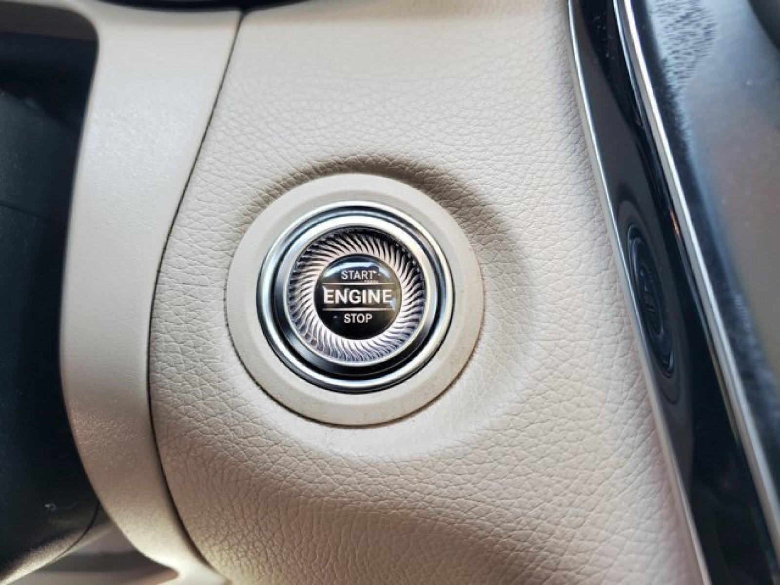 Used 2021 Mercedes-Benz GLC 300 image 21