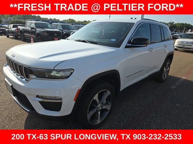 Used 2025 Jeep Grand Cherokee Limited AWD/4WD image 3