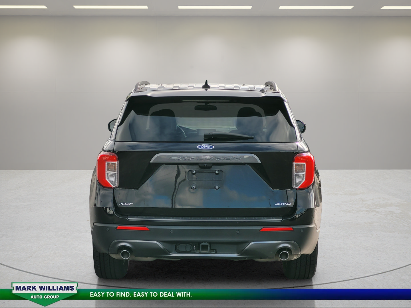 Certified 2023 Ford Explorer XLT w/ Equipment Group 202A AWD/4WD image 5