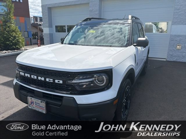 Certified 2025 Ford Bronco Sport Outer Banks w/ Outer Banks Tech Package+ AWD/4WD image 1