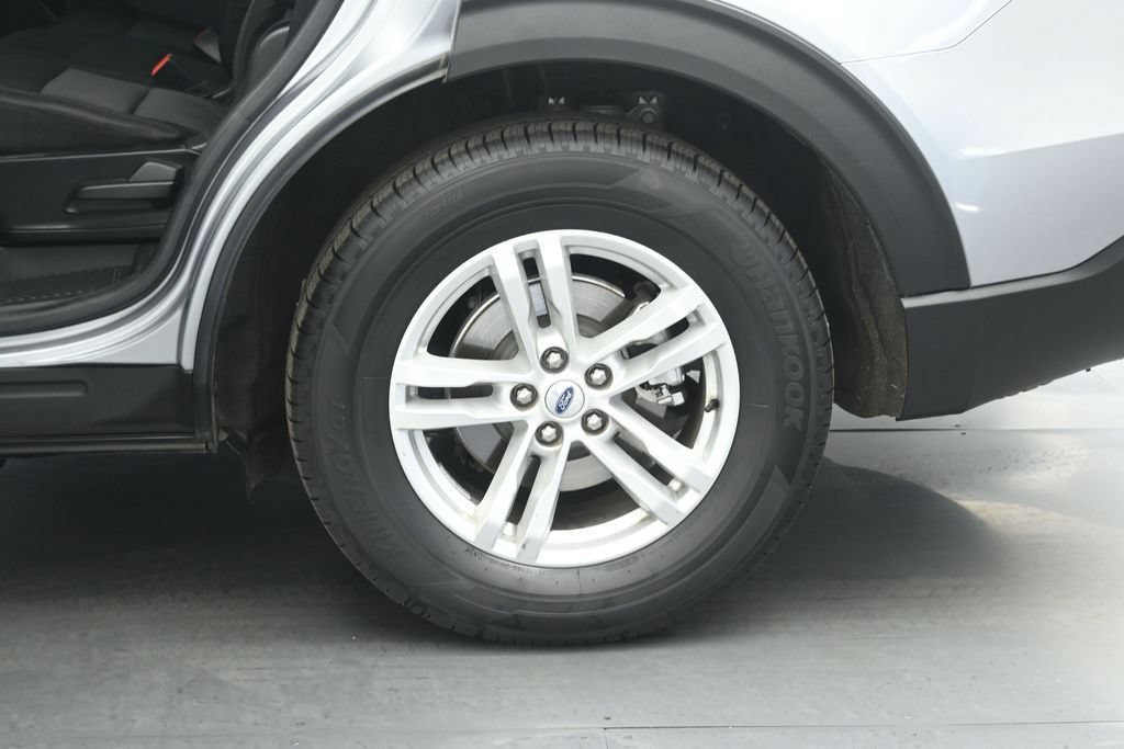 Certified 2022 Ford Explorer XLT RWD image 38