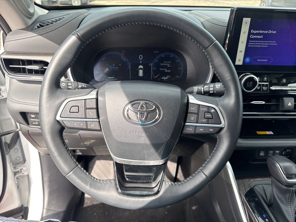 Used 2023 Toyota Highlander Limited AWD/4WD image 14