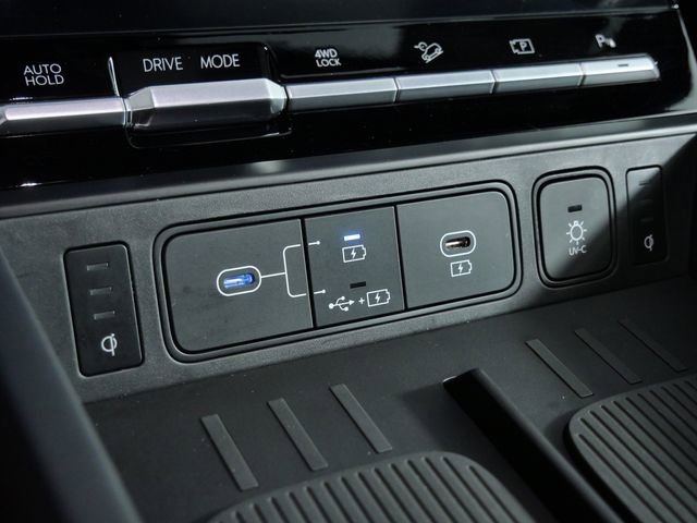 Used 2025 Hyundai Santa Fe Calligraphy AWD/4WD image 22