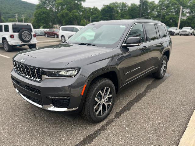 Used 2024 Jeep Grand Cherokee L Limited AWD/4WD image 7
